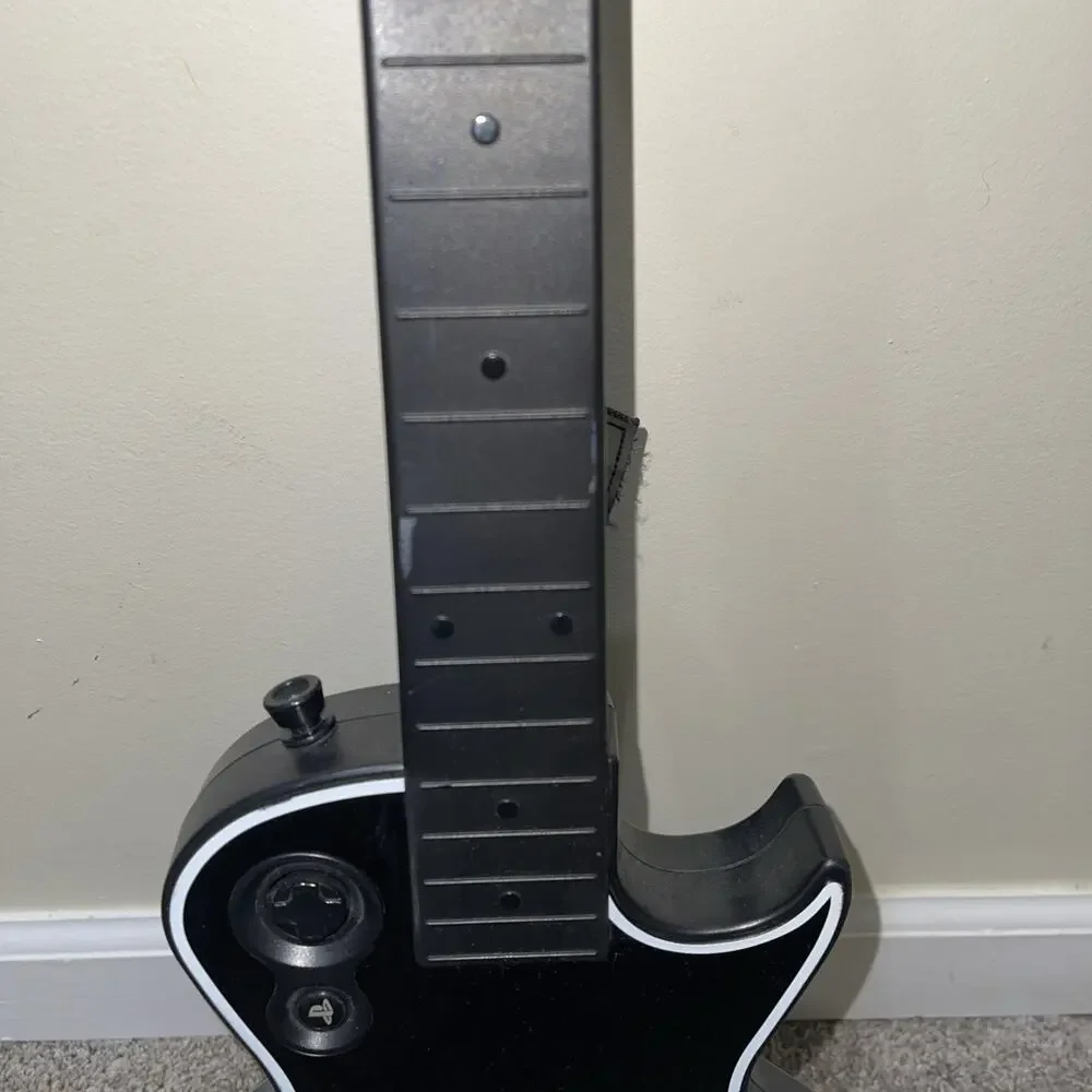 PlayStation 3 PS3 Guitar Hero Guitar Wireless Les Paul Gibson w/Strap No Dongle